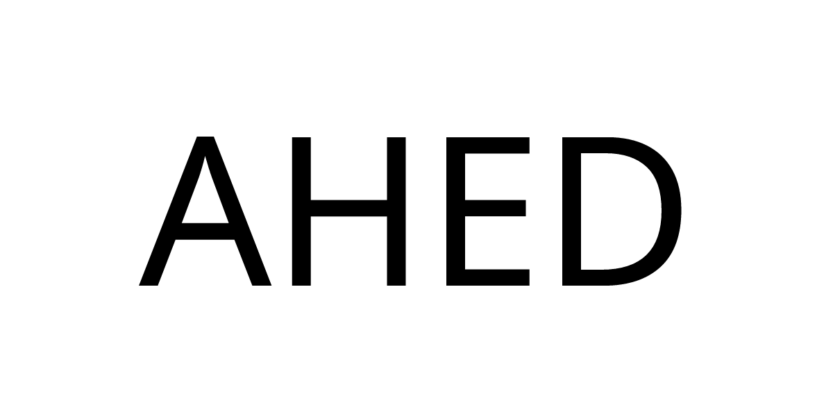 358143
